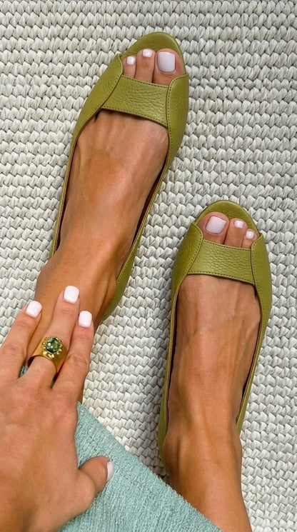 Adelina | Gold Comfort Sandals