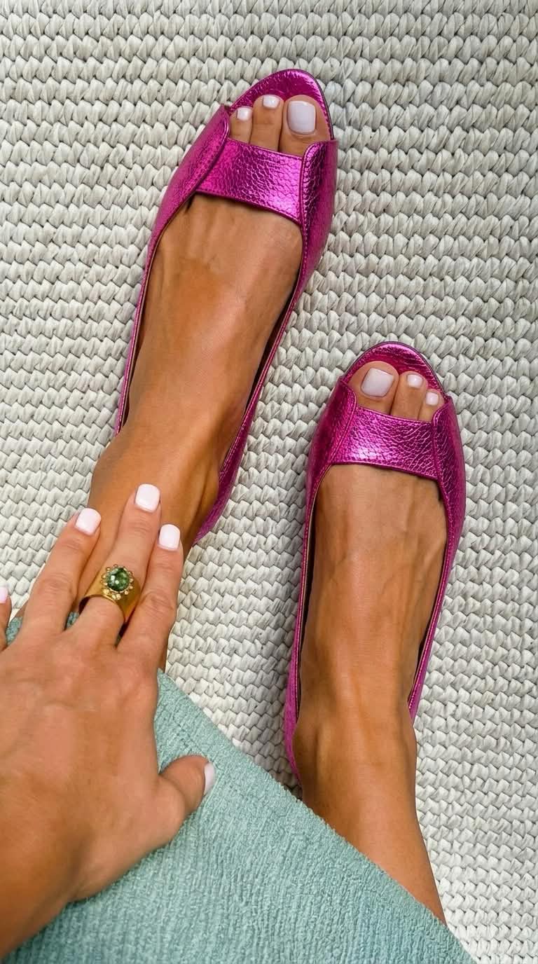 Adelina | Gold Comfort Sandals