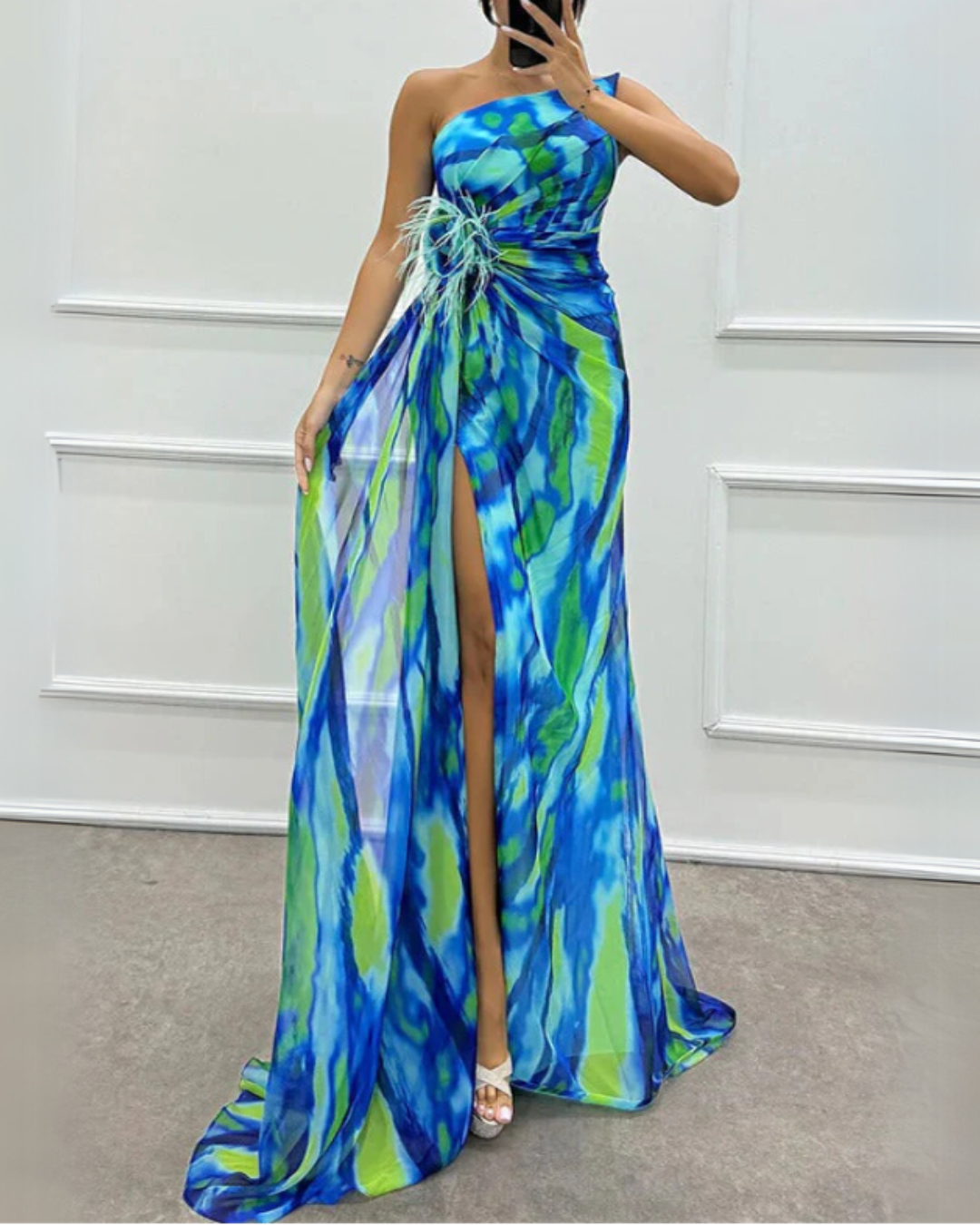 Raffaella – Vibrant Draped Dress