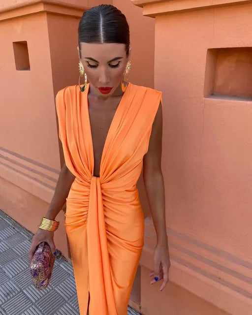 Genevieve – Elegant Pleated Dress