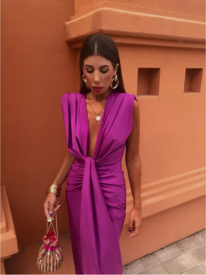 Genevieve – Elegant Pleated Dress