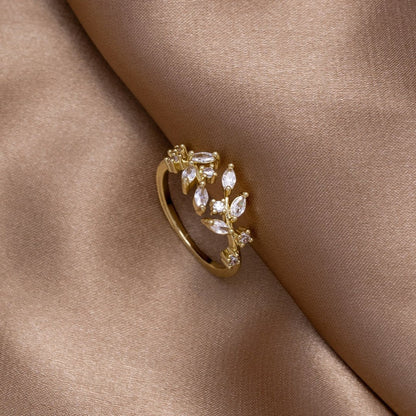Crystal Vine Ring – 18K Gold