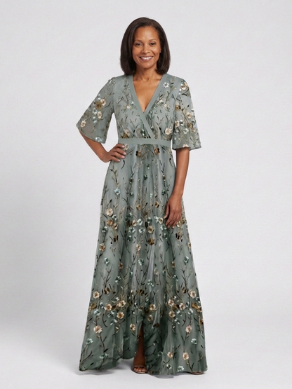 Lucia – Floral V-Neck Short Sleeve Maxi Dress